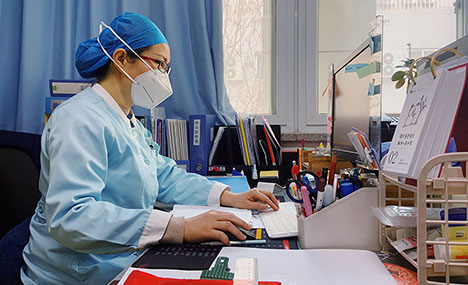 Battle against COVID-19: a medical worker’s 12 hours