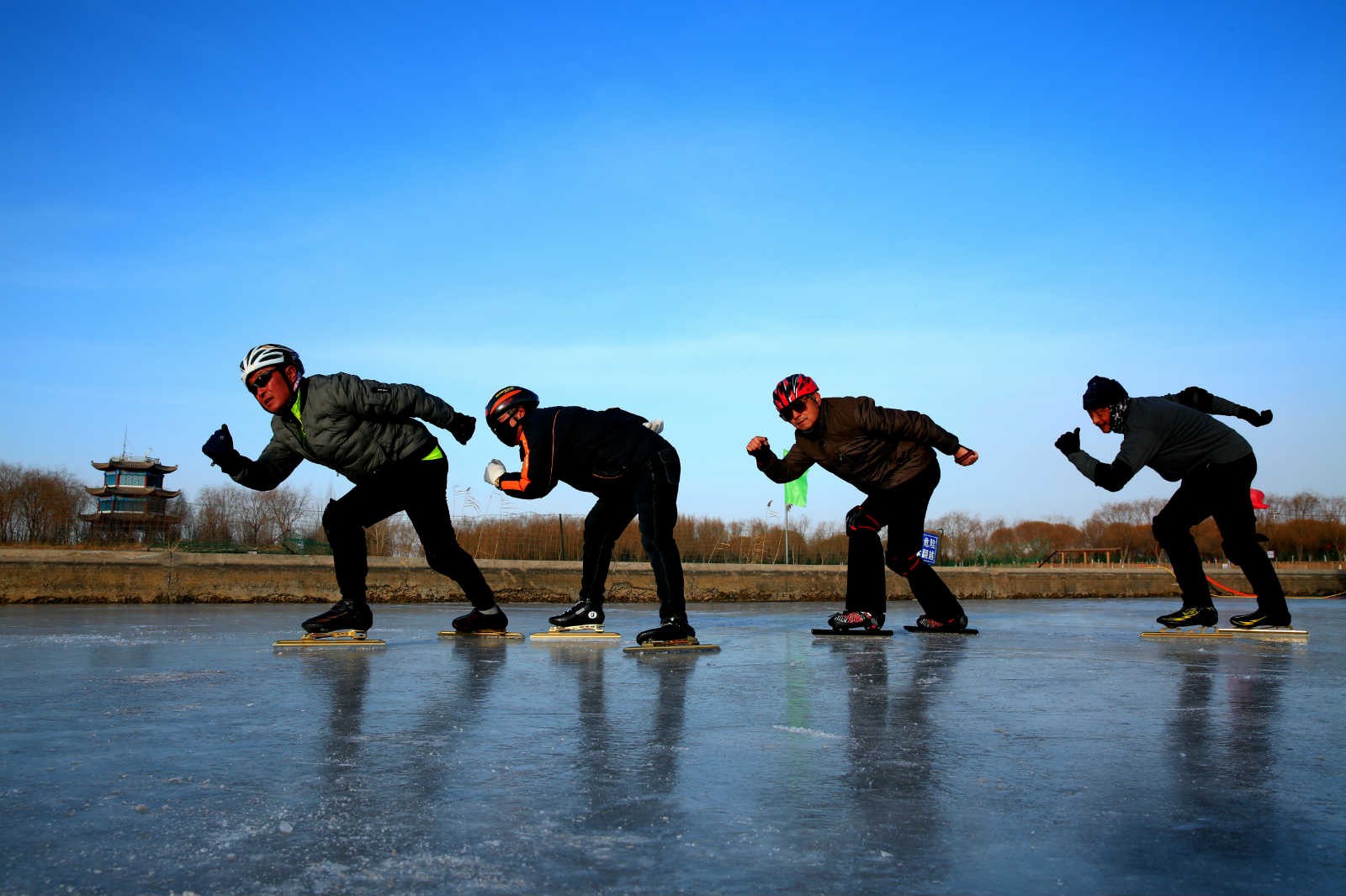 Winter sports become new custom of China