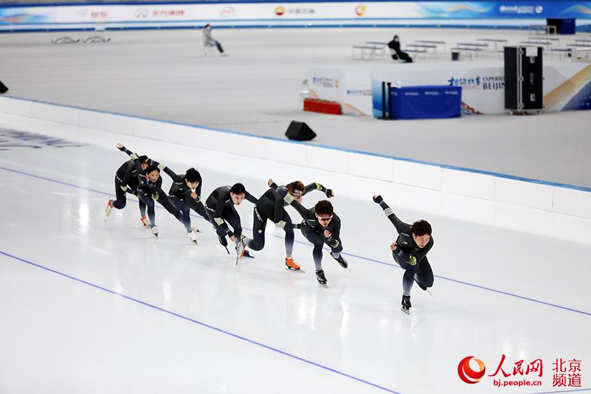 Non-contact award ceremonies held during test event for Beijing 2022