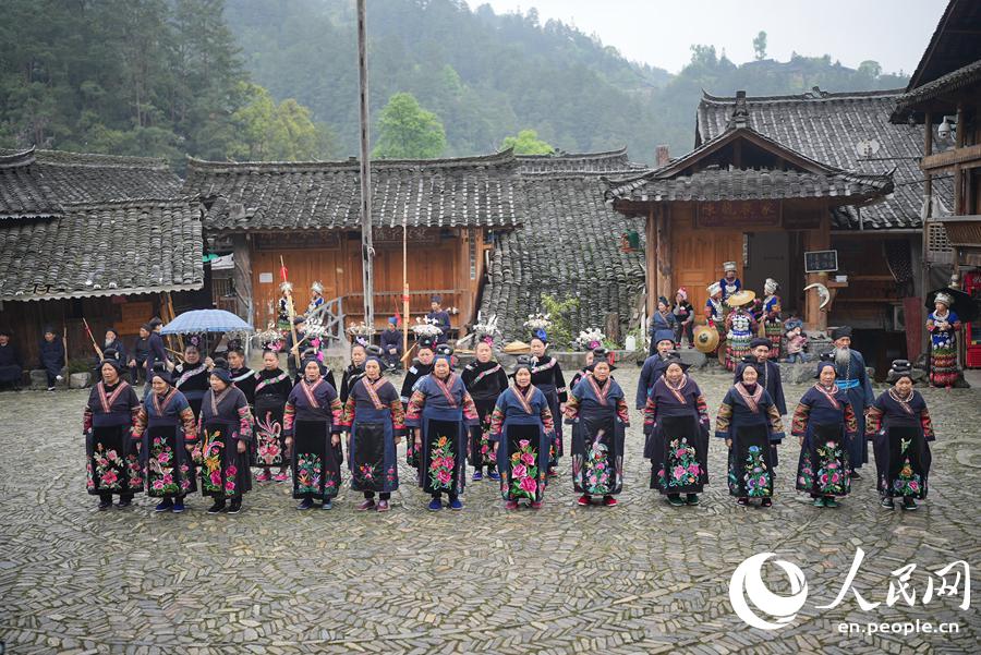 Village of the 'long-skirt Miao' in SW China's Guizhou