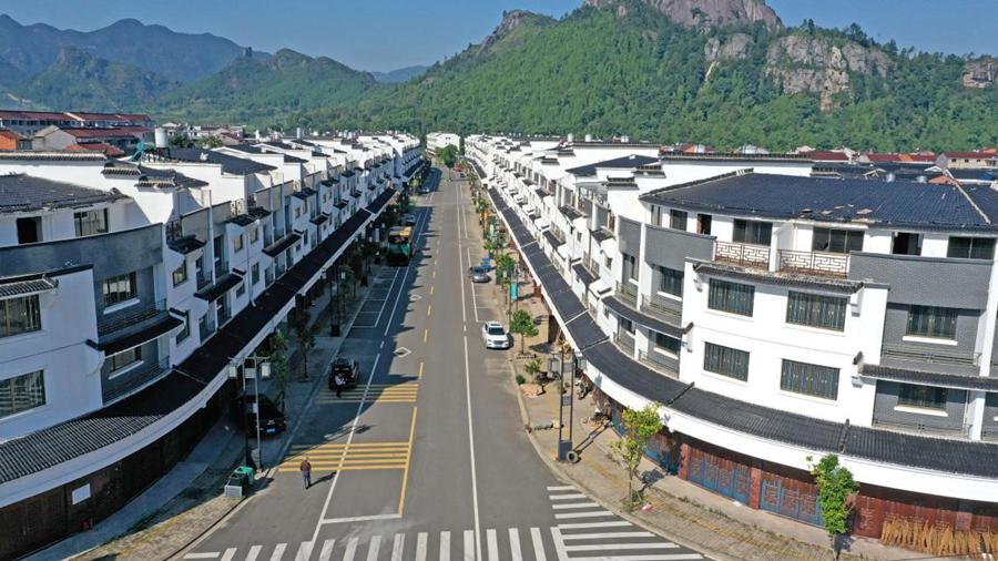 China sets national standards on basic public services