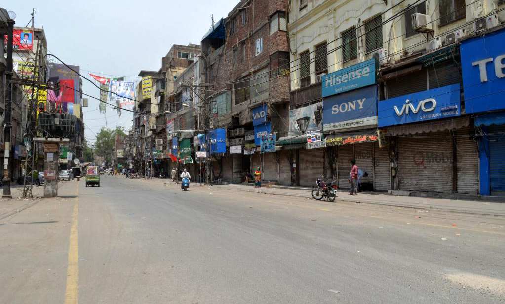 Pakistan to suspend entry of pedestrians from Afghanistan, Iran through land border crossings amid COVID-19