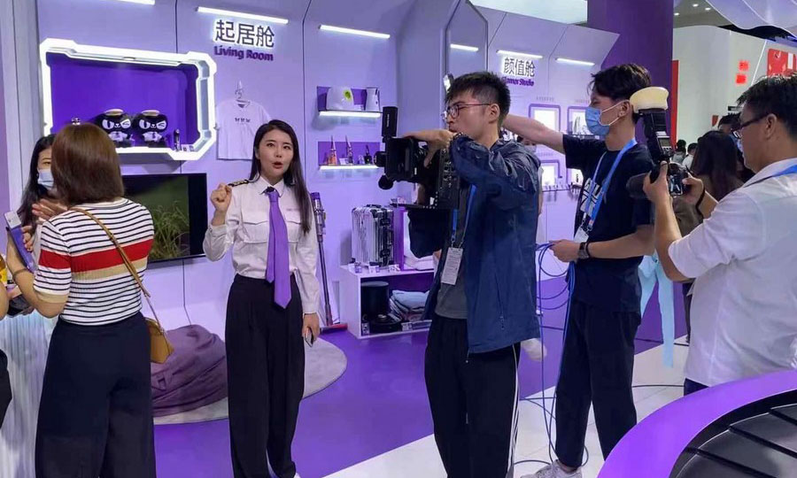 E-commerce platforms bring global brands closer to Chinese customers