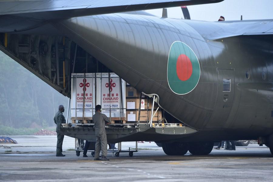 Bangladesh plane carrying China-donated COVID-19 vaccines arrives in Dhaka