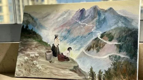 Waste collector's self-taught oil painting skills amaze Chinese netizens
