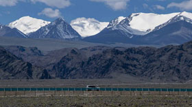 World's longest desert-crossing expressway in full operation