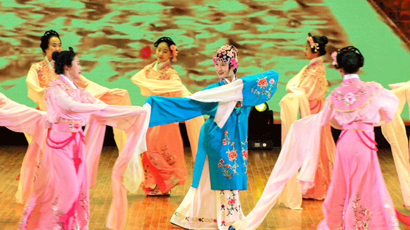 School in NW China’s Ningxia takes modern measures to bring traditional Chinese opera to young students