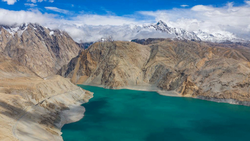 China's Xinjiang witnesses brisk growth in economy and social affairs