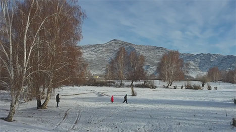Xinjiang, My home: Ethnic Kazakh father records happy life through paintings