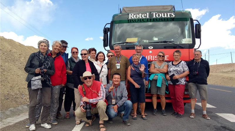 Story of a Uygur tour guide in the ancient city of Kashgar
