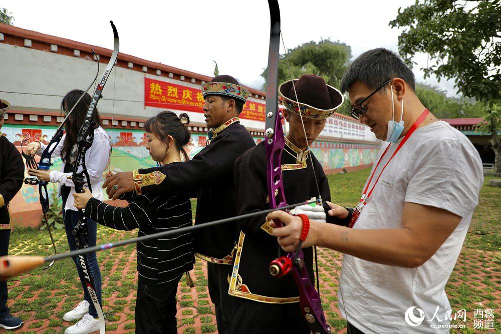 Whistling arrow in Tibet soars through history