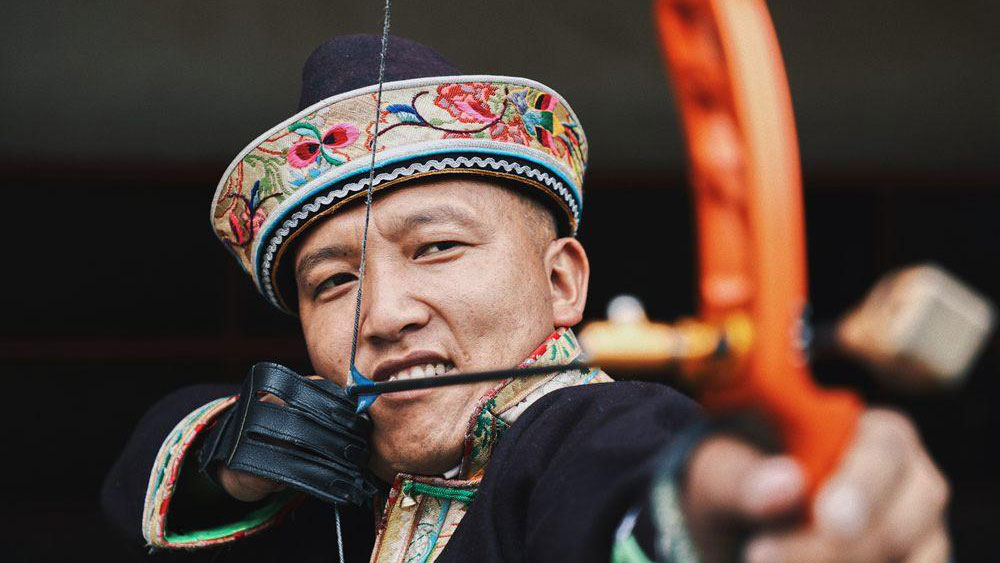 Whistling arrow in Tibet soars through history