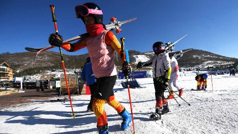 China moves to expand, regulate sports tourism