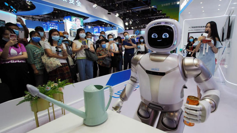 First negative list for trade in services manifests China’s determination to open its door wider