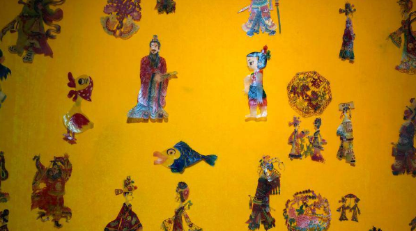 Inheritor brings Chinese shadow play to life with exquisite craftsmanship