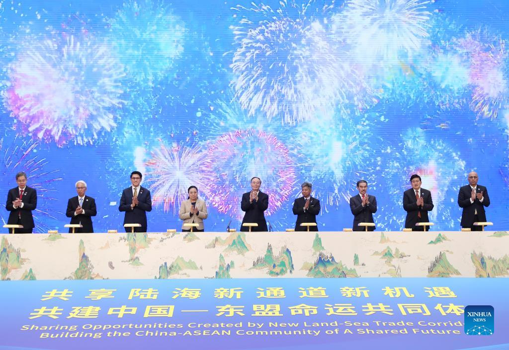 Chinese VP attends 18th China-ASEAN Expo, calls for building community with shared future