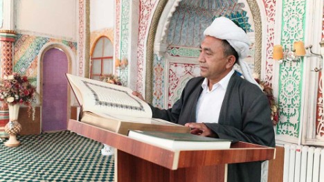 Xinjiang respects, protects freedom of religious belief: white paper