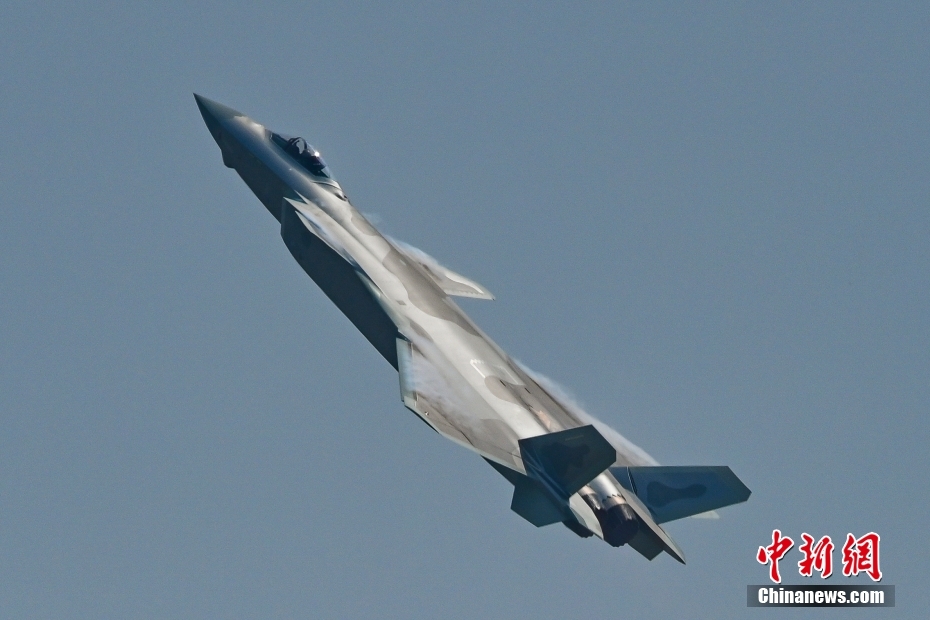 China's J-20 stealth fighters with domestic engines make debut at Airshow China 2021