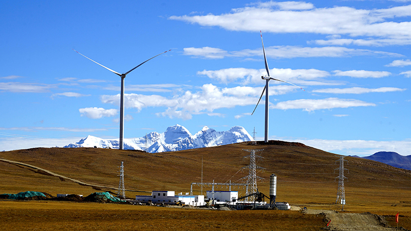 Installation of generating units completed at world’s highest-altitude wind farm in SW China’s Tibet