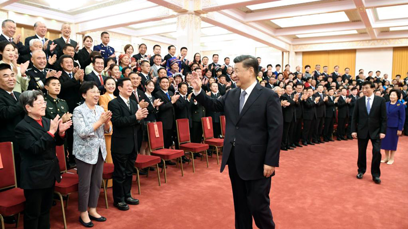 Xi meets with national ethical role models