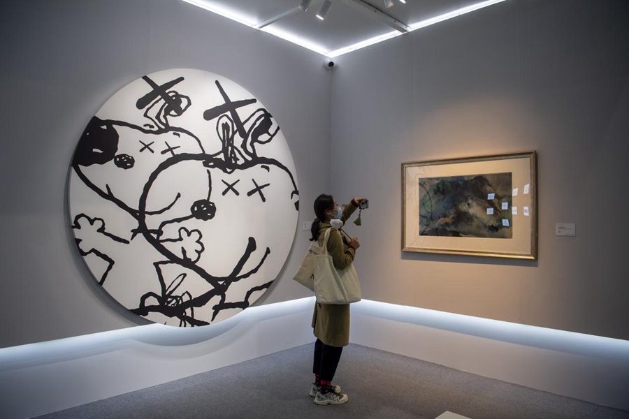 CIIE’s cultural and art section offers a feast for the eyes with its artistic masterpieces