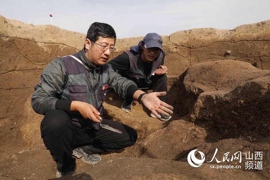 University archaeological classes move to on-site location at ancient historical site in N China