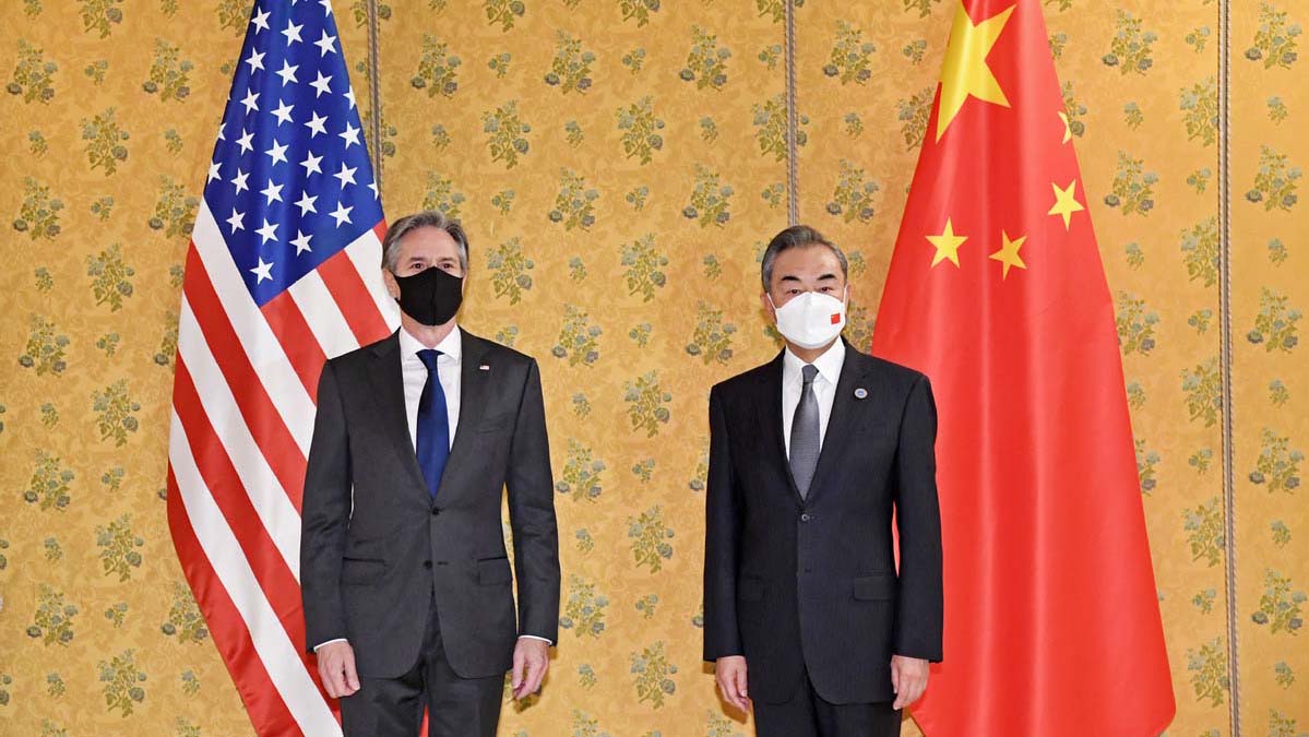 Wang, Blinken discuss bilateral ties in phone call