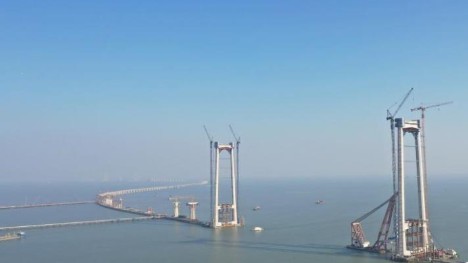 Construction of Shenzhen-Zhongshan bridge underway