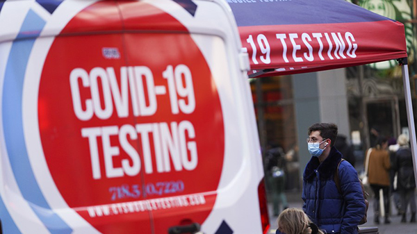 U.S. top doctor warns over Omicron, potential fifth wave of COVID-19