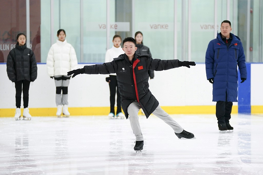 Outstanding figure skating college student to volunteer as ice patcher at Beijing 2022 Winter Games