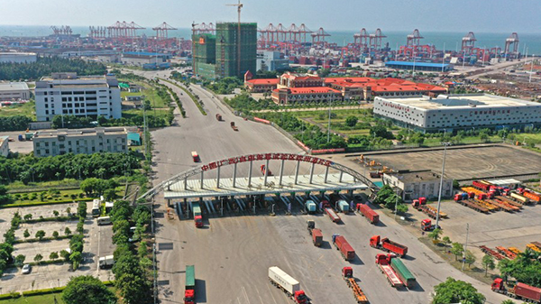 Comprehensive bonded zone in south China starts operations