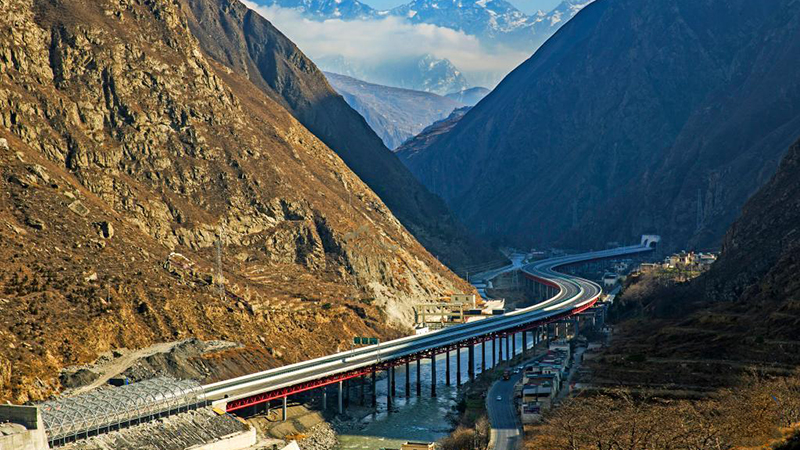 "Super Projects" in Sichuan promote local economic and social development