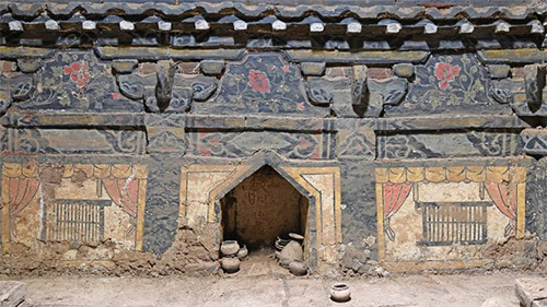 Ming Dynasty tomb chambers, murals unearthed in north China