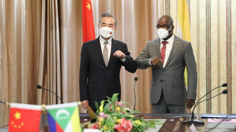Chinese, Comorian FMs hold talks over bilateral relations