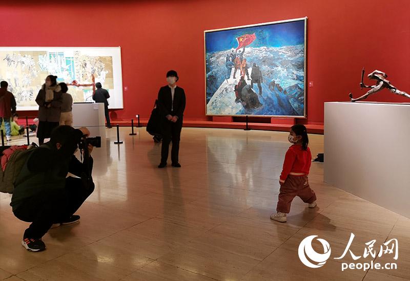 Over 160 Olympic-themed artworks now on display at National Art Museum of China in Beijing