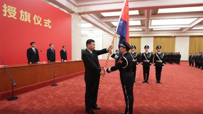 Xi's salute to Chinese people's police