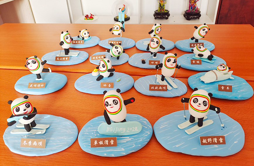 Folk artist shows his support for Beijing 2022 through dough sculptures