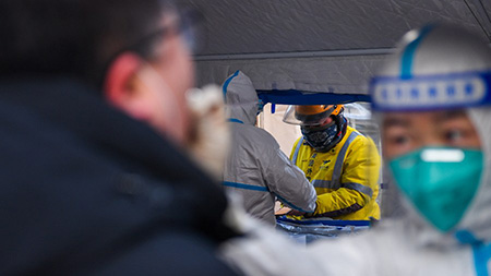 Chinese mainland reports 102 new local COVID-19 cases