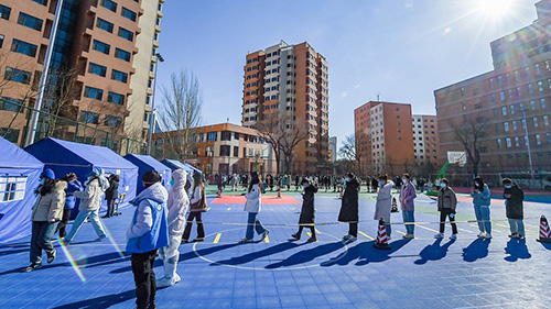 Chinese mainland reports 233 new local COVID-19 cases