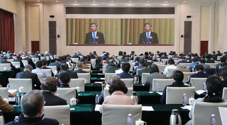 China’s top legislature receives 487 motions