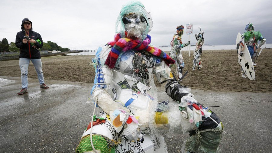 Researchers warn of "concerning degree" of plastic pollution in Arctic