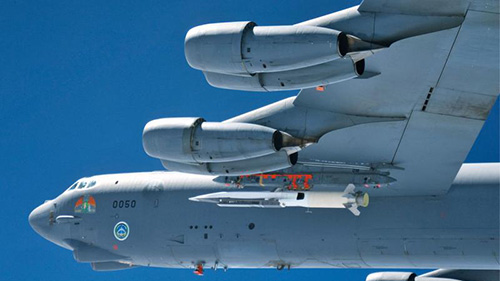 U.S., Britain, Australia to develop hypersonic missiles