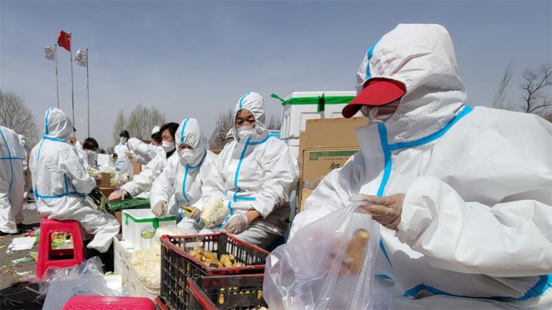 Liaoning transports vegetables to support Jilin in battle against COVID-19 resurgence