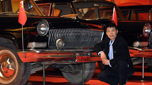 A walk through China's auto-industry spirit with vintage car collector
