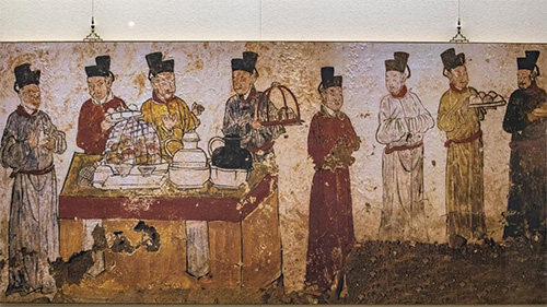 Precious cultural relics displayed in Chongqing