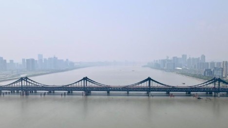 Aerial view of Pengbu Bridge in Hangzhou