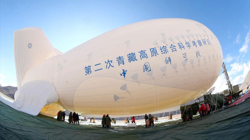 China's self-developed floating airship breaks record