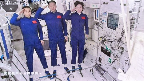 Shenzhou-14 astronauts enter Tianzhou-4 cargo craft
