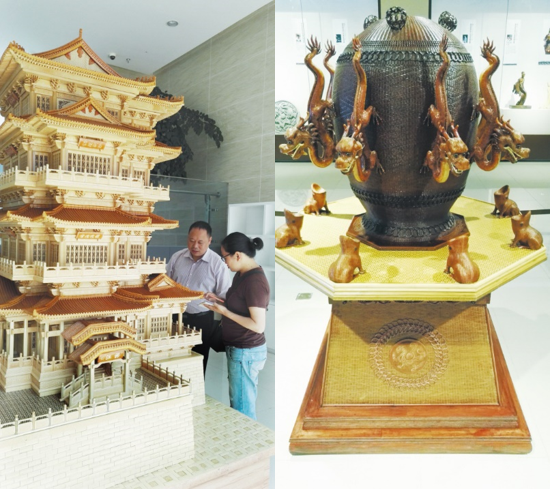 Bamboo weaving artists create model of Tengwang Pavilion in 8 months