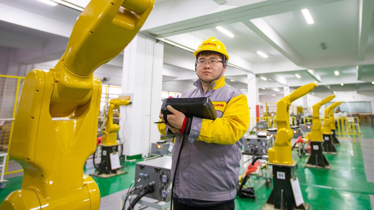 New professions expected to continuously improve people’s lives in China